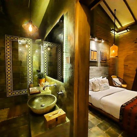 Oma Watu Inn Pringkuku ภายนอก รูปภาพ