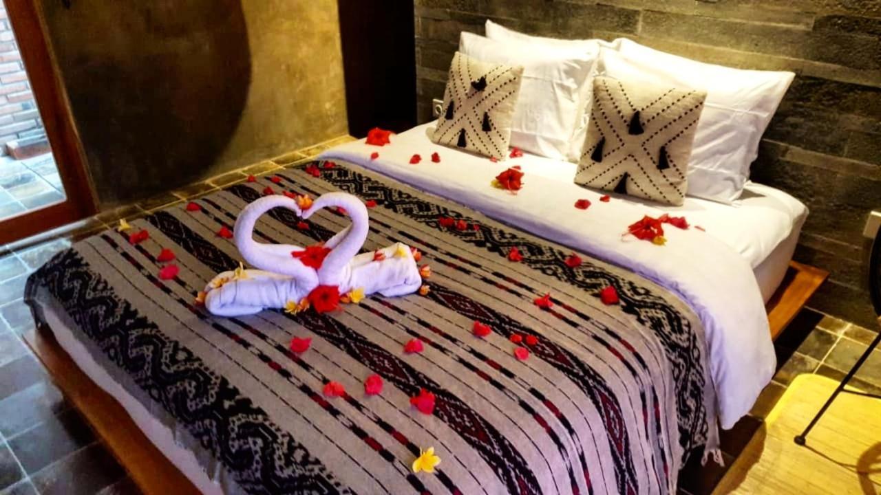 Oma Watu Inn Pringkuku ภายนอก รูปภาพ