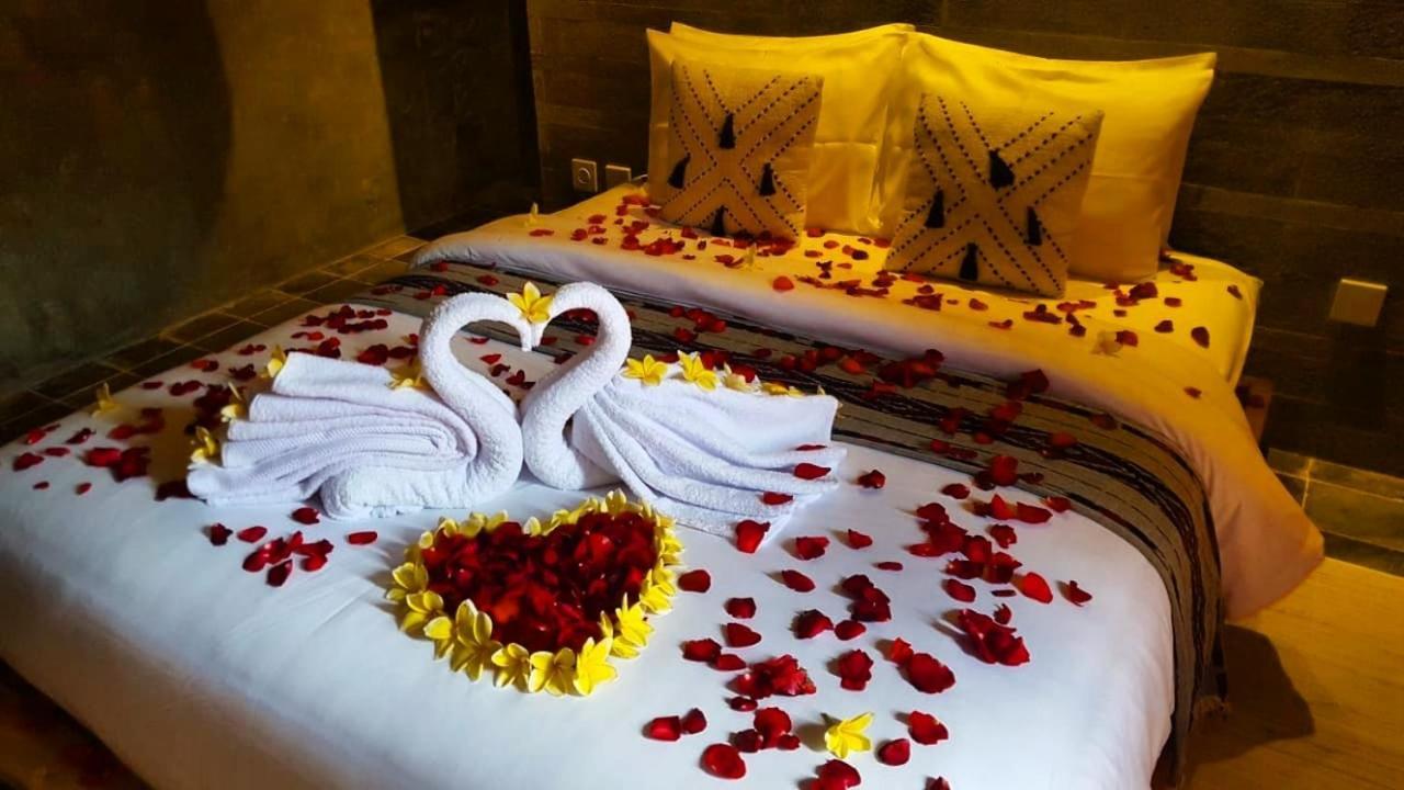 Oma Watu Inn Pringkuku ภายนอก รูปภาพ